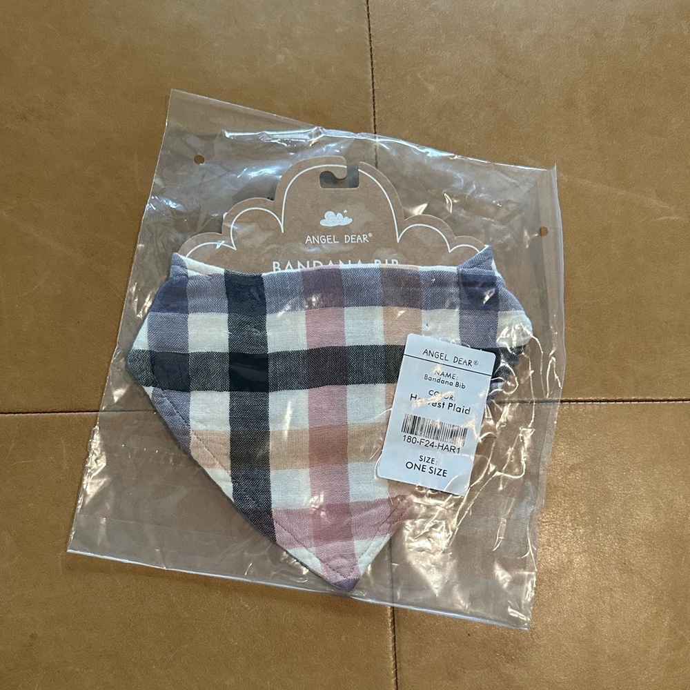 💙5/$25💙Angel Dear Organic Cotton Bandana Bib NWT - Picture 2 of 2